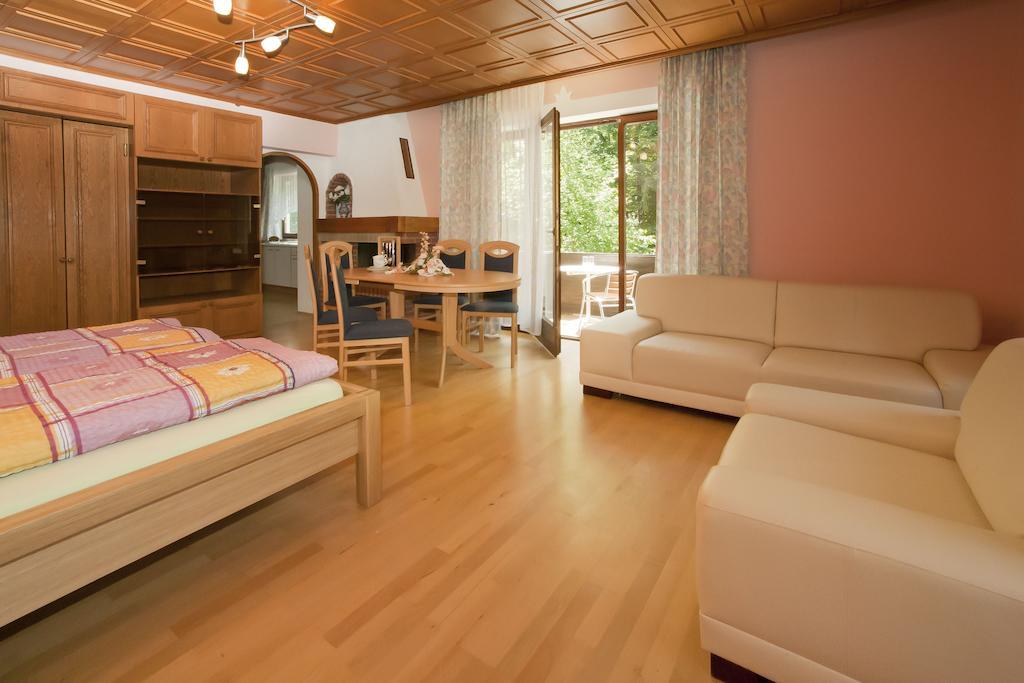 Appartement - Pension Adlerhorst Velden am Wörthersee Værelse billede